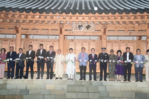 마침내 복원된 진주성 중영…조선시대 고위 군직 집무공간 재현