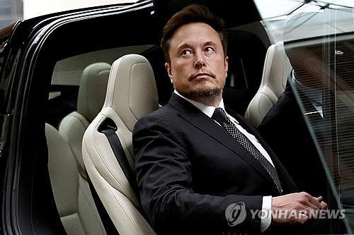 美SEC '소환 불응' 머스크 상대 소송…"출석 강제해달라"