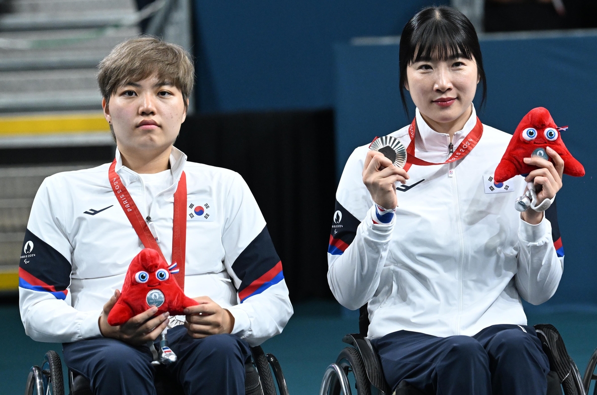 서수연-윤지유, 파리 패럴림픽 탁구 여자 복식 은메달