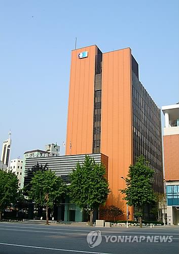  alt=