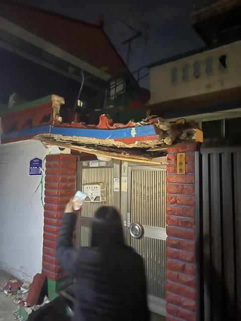 광주 지하철 공사 인근 주택 4곳 외벽 균열…6명 대피
