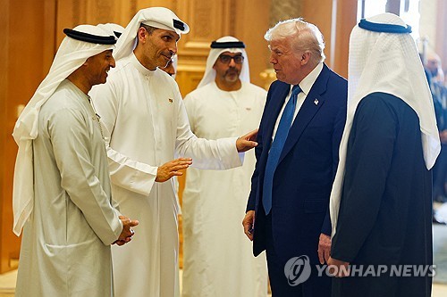 트럼프 "모든 나라와 협상은 불가…2~3주내 각국에 관세율 통보"