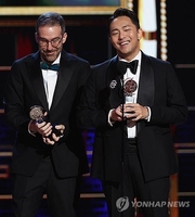 K뮤지컬 '어쩌면 해피엔딩', 美토니상 작품상 등 6관왕 '경사'