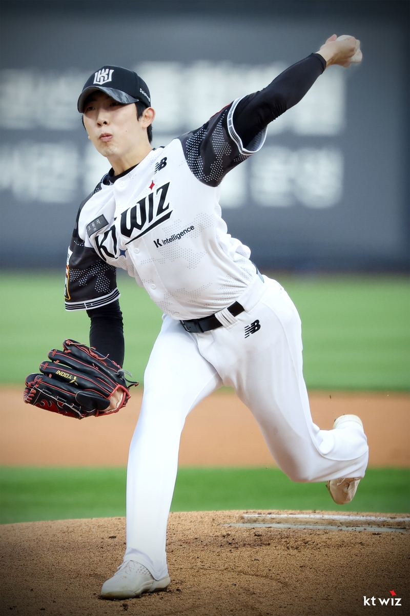 kt 선발 오원석의 역투