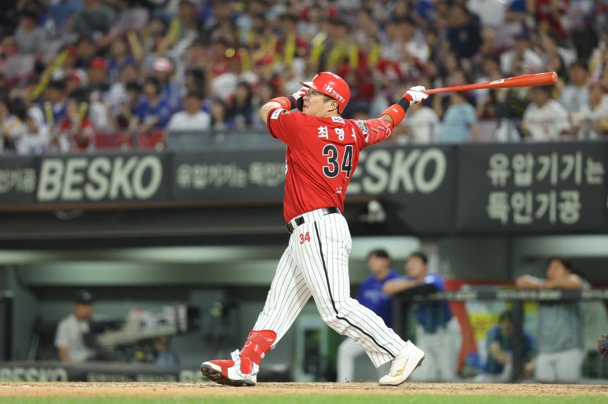 최형우 3점포…프로야구 KIA, NC에 4-2로 이겨 2연승(종합)