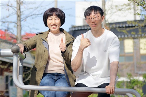 암으로 삶 내던지려던 '턱걸이 챔피언' "절대 포기마세…