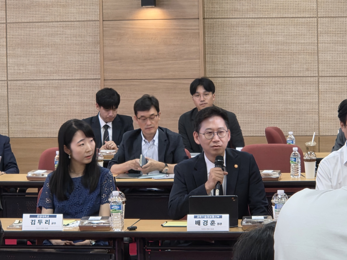 배경훈 "내년 기초연구 생태계 100% 복원"…11월 진흥책 수립(종합)