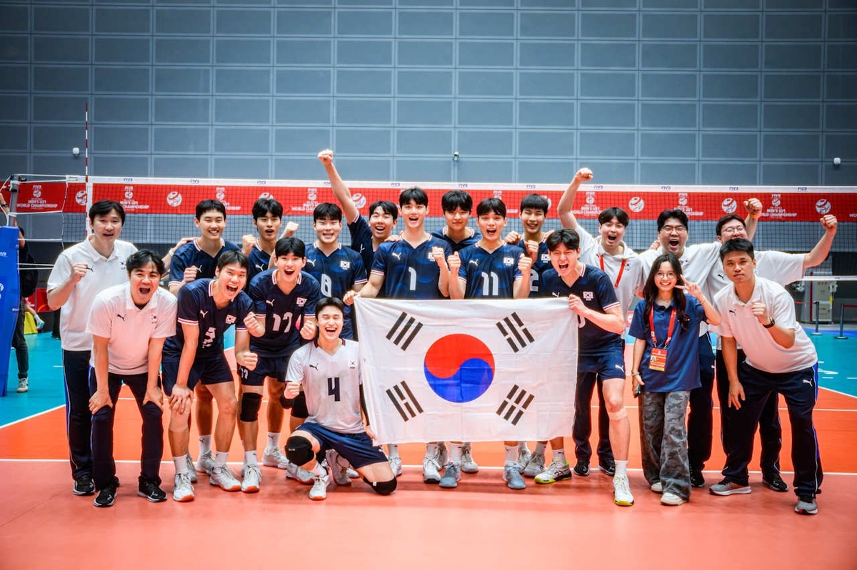 '윤경 26점' U-21 남자배구, 이집트 꺾고 9∼12위 결정전으로