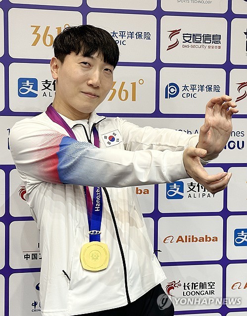 항저우 아시안게임 스트리트파이터에서 우승한 김관우