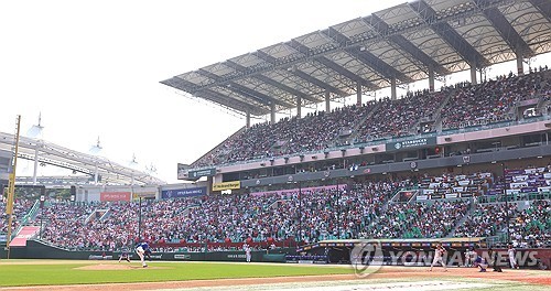 프로야구 준PO 1차전 매진…가을야구 24경기 연속 만원