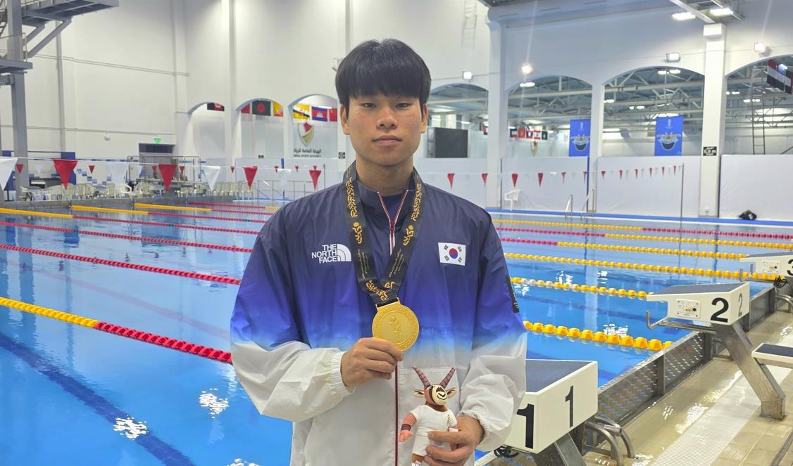 수영 고승우, 아시아청소년대회 3관왕…자유형 200ｍ도 우승