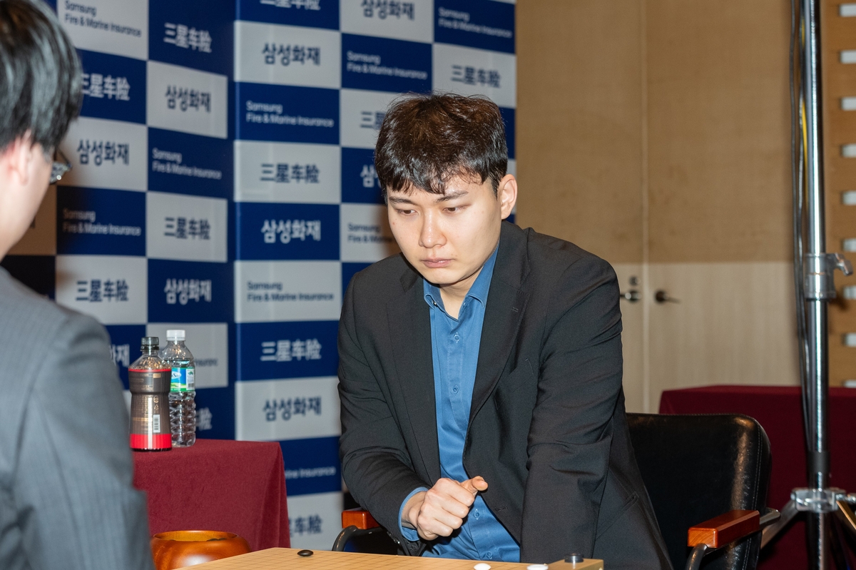 '반상의 베테랑' 박정환·김지석·강동윤, 삼성화재배 8강 진출