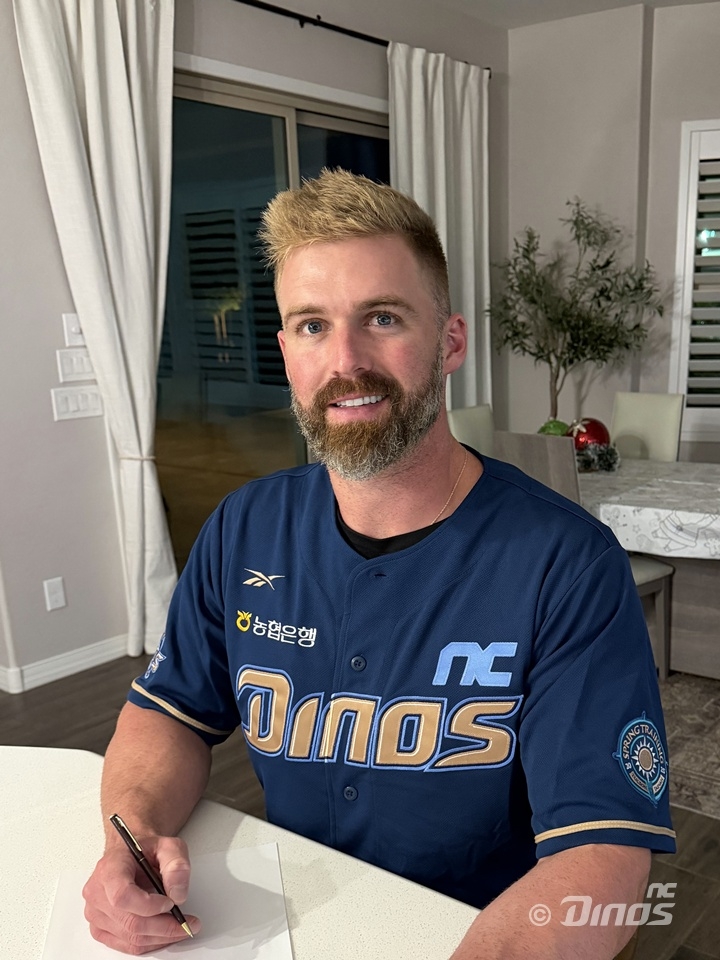 프로야구 NC, 데이비슨·라일리 재계약…테일러는 신규 영입(종합)