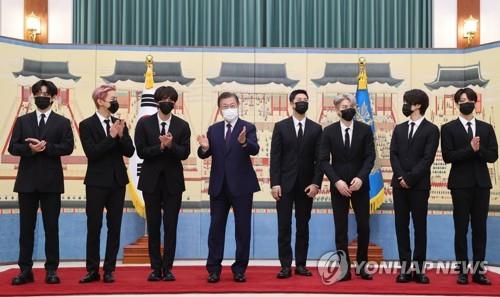 Moon se reúne con BTS y lo nombra enviado especial antes del evento de la ONU de la próxima semana