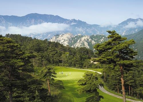 Pyongyang está demoliendo el complejo de golf construido por Seúl en la montaña Kumgang