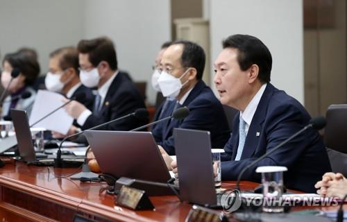 Yoon y Biden serán coanfitriones de la 2ª Cumbre por la Democracia el próximo año