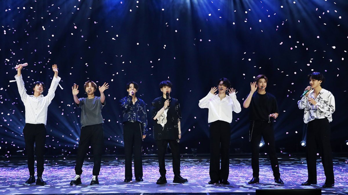 El concierto virtual de BTS ofrece una experiencia visual íntima