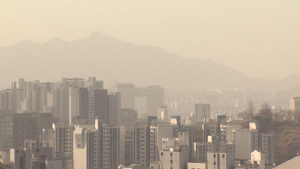 Una poderosa tormenta de polvo amarillo impacta a Corea del Sur