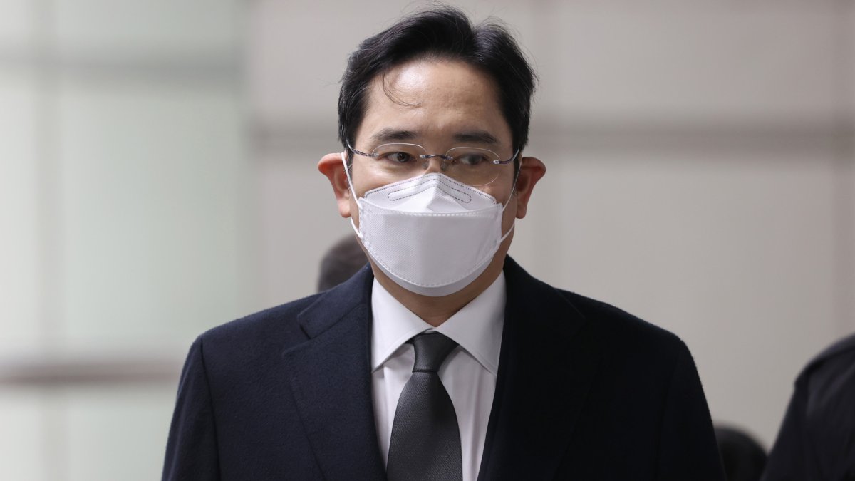 Samsung chief will be tried for alleged use of propofol