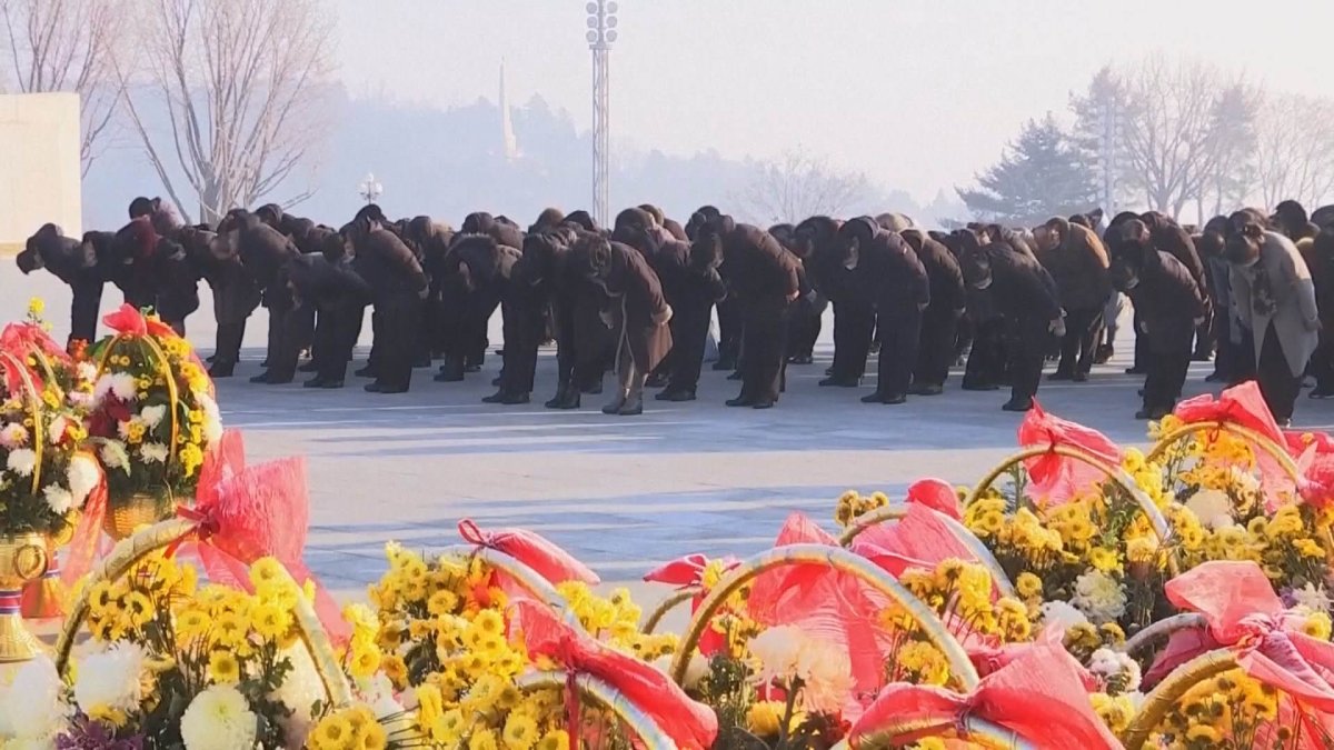북한도 설맞이…대이동 없지만 떡국 차례상에 민속놀이도