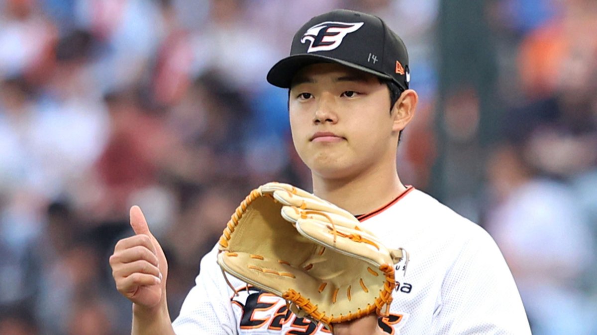 문동주, 8이닝 7K 무실점 '완벽투'…한화 4연승