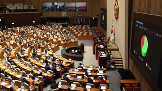 تمرير مقترح إقالة رئيس الوزراء هان ديوك-سو في التصويت البرلماني كأول رئيس وزراء في التاريخ الكوري