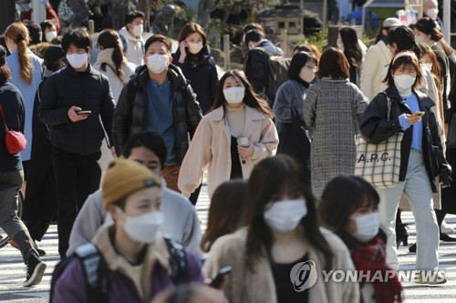 일본 코로나 신규 확진 6만여명…'자택치료' 감염자 50만명 돌파