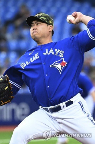 Blue Jays' Ryu Hyun-jin tosses 6 shutout innings for 1st win of