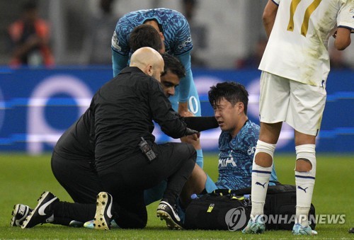Tottenham's Son Heung-Min out 6-8 weeks after elbow injury