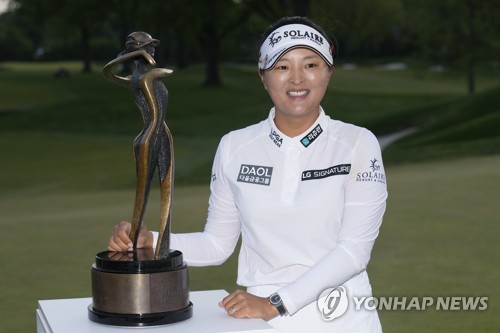 고진영, 7개월 만에 여자 골프 세계 1위 복귀
