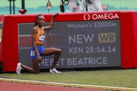 체벳, 육상 여자 10,000ｍ 세계 신기록…28분54초14