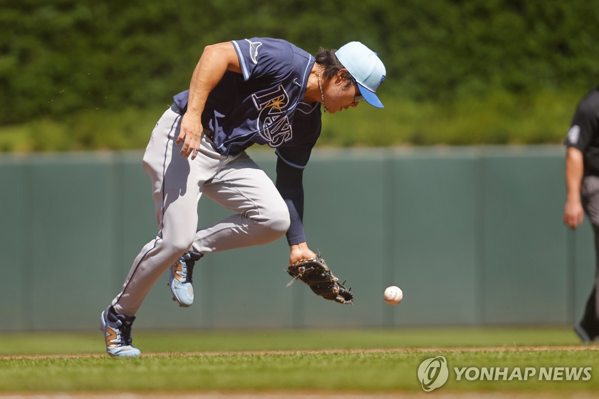 종아리 다친 김하성, 타격·수비·주루 훈련…"매우 고무적"