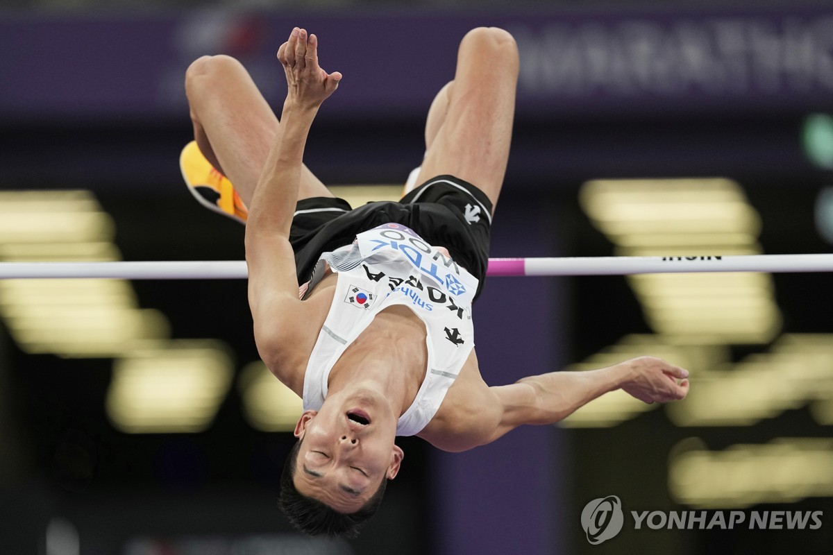 우상혁, 가볍게 예선 통과