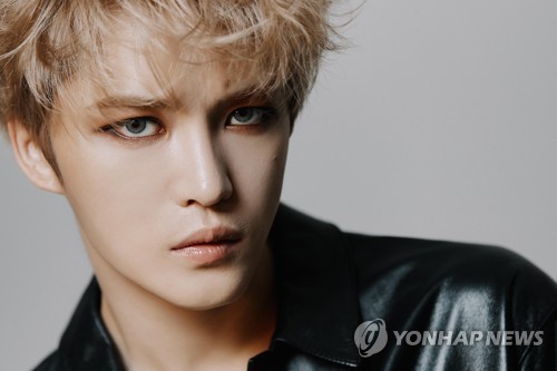 ｊｙｊジェジュンの 新型コロナ感染 冗談 処罰は困難 韓国当局 聯合ニュース