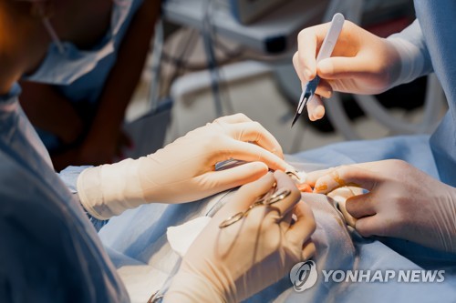 항문 수술받은 70대 쇼크사…'오진' 의사 이례적 법정 구속