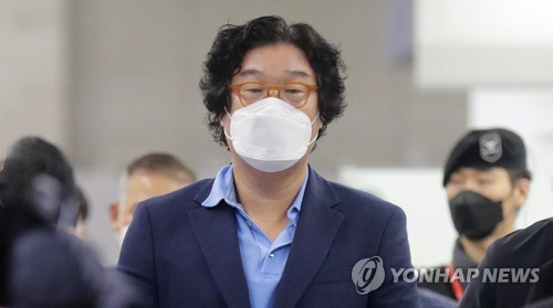 檢, 김성태 대북송금 '800만달러+α'·'대가성 여부' 규명 주력