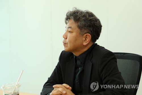 연합뉴스와 인터뷰 중인 박진옥 상임이사
