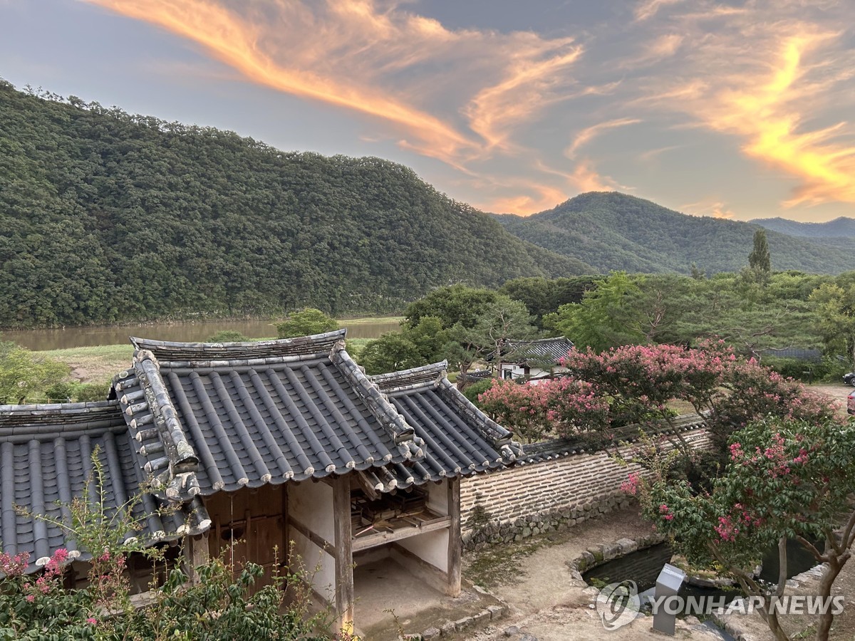 경북 안동 병산서원 만대루