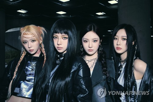 aespaシーグリ2022/エスパ/KPOP.美品/韓国/期間限定/ラスト一点 jp.ktown4u.com : [aespa] - 2022 SEASON'S GREETINGS (特典
