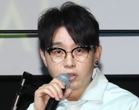 이승환, '대관 취소' 손배소 첫 변론…재판부 "손해 특정해달라"