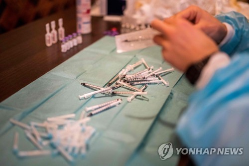 독일, 코로나19 급증에 백신 접종 의무화 방안 부상