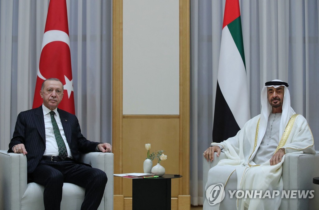 UAE 방문한 터키 대통령(왼쪽)