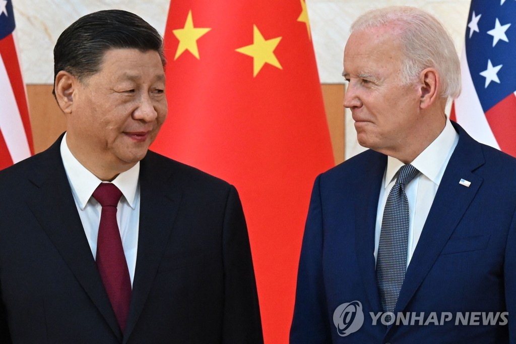 조 바이든 미국 대통령(오른쪽), 시진핑 중국 국가주석
