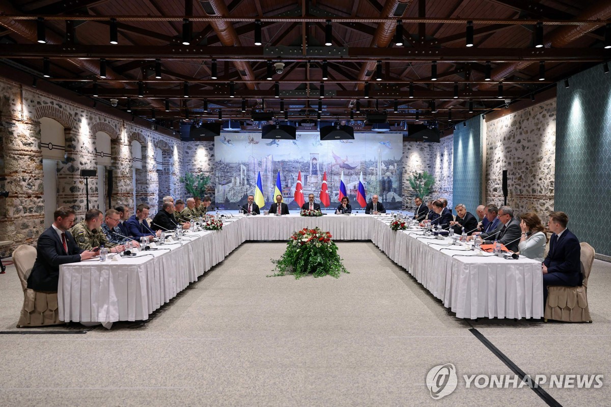 튀르키예 중재속 러-우 3년만에 직접 대화