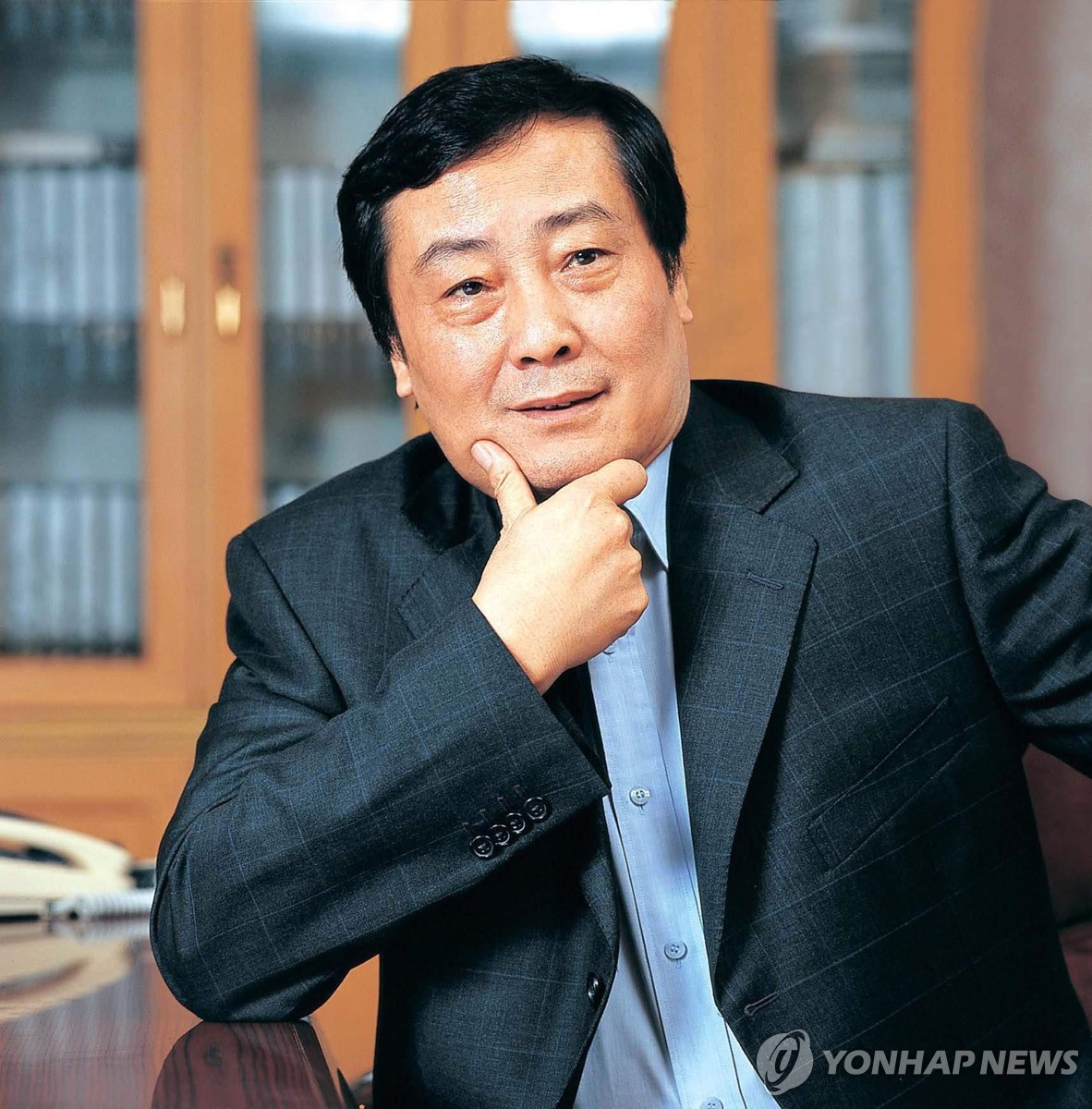'검소한 중국 재벌'의 이중생활…미국 국적 혼외자들 유…