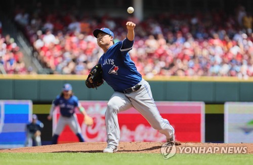 Blue Jays' Ryu Hyun-jin wins 2nd straight start, extends unearned run  streak to 14 innings