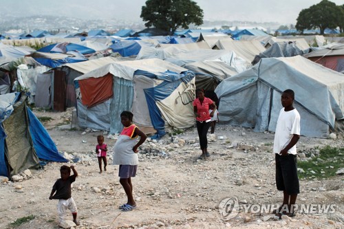 마를 새 없는 아이티의 눈물…대통령 암살 이어 또다시 대지진(종합)