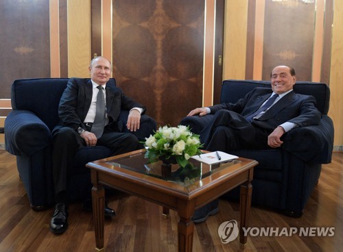 2019년 7월 로마에서 만난 푸틴 대통령과 베를루스코니 전 총리