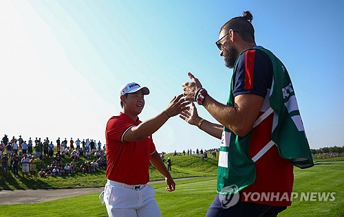 PGA 투어 김주형 "파리 올림픽 전에 펠프스로부터 조언받아"