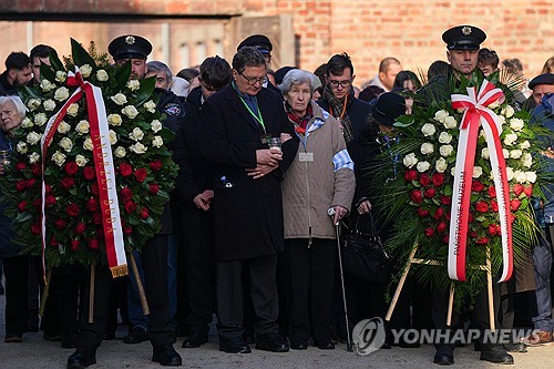 '희생자 추모'…폴란드서 나치 아우슈비츠 강제 수용소 해방 80주년 기념식